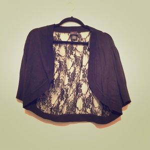 Shrug black lace